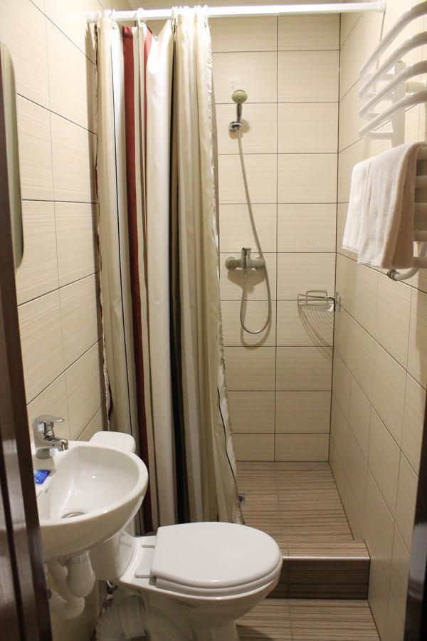 Dikii Med Hotel Geletintsy Buitenkant foto